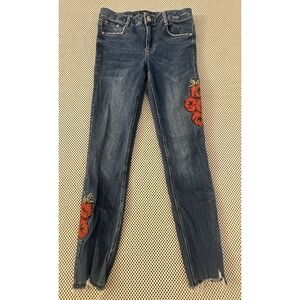 Zara Trafaluc Jeans Appliqué Women Size 2/4 Skinny Embroidered Mid Rise Raw Hem‎